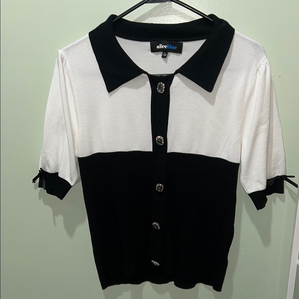 Alice Blue Black and White Button-Up Top